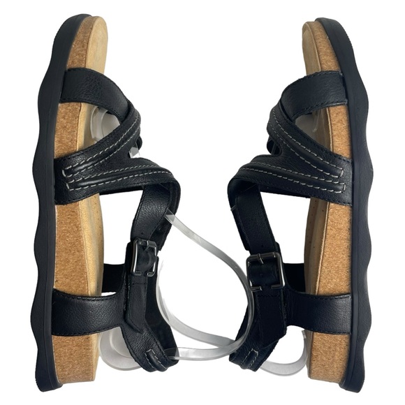 Clarks WMN Brynn Ave Sandals Leather Black Comfort Strappy Wedge Platform Sz 9.5 - Picture 13 of 15